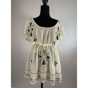 Charlotte Russe Blouse Sz. Medium Women's Color‎ Beige Y2K Boho Sheer